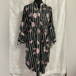 Mint of Blush Women’s Black Striped Flora Tie Waist Knee Length Sz XL EUC